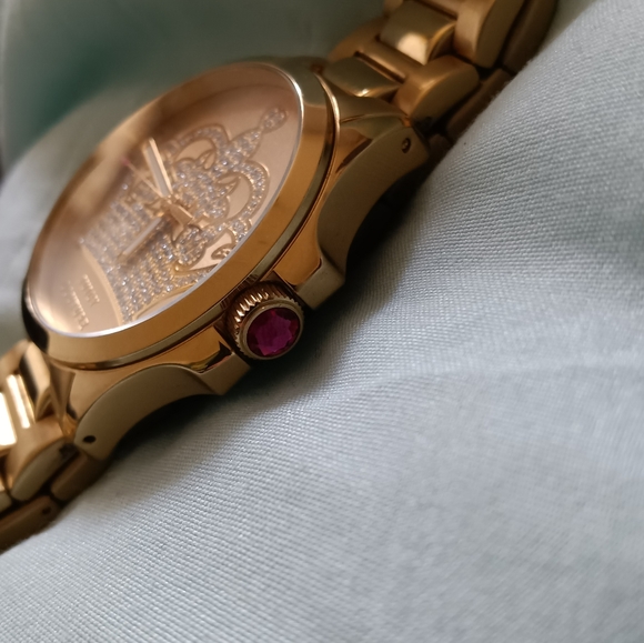 Juicy Couture Women\'s watch
